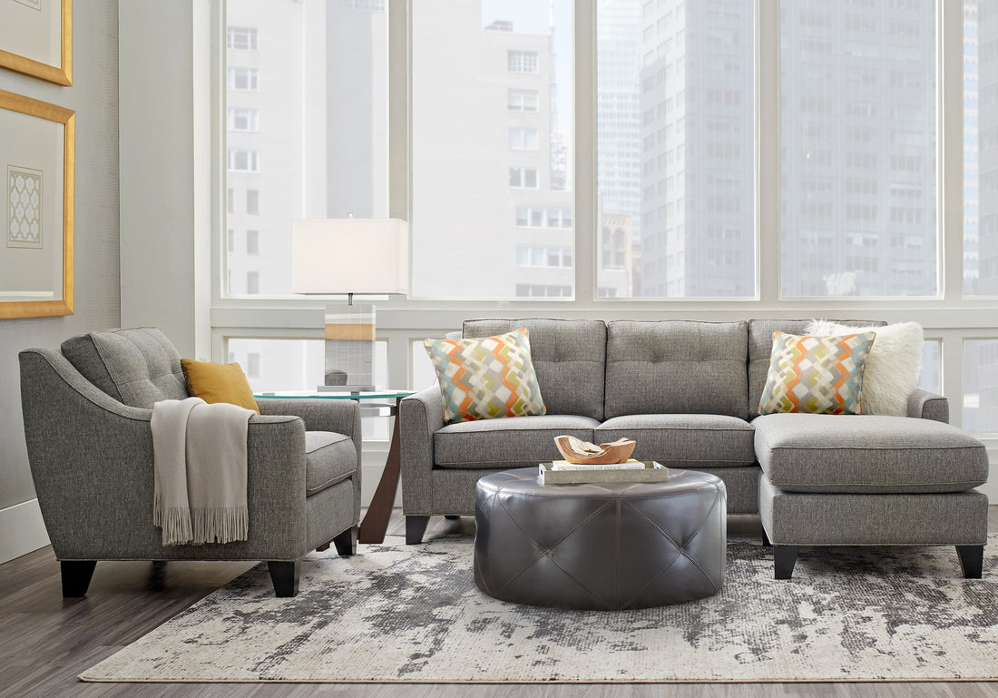  sectional with pillows and ottoman 